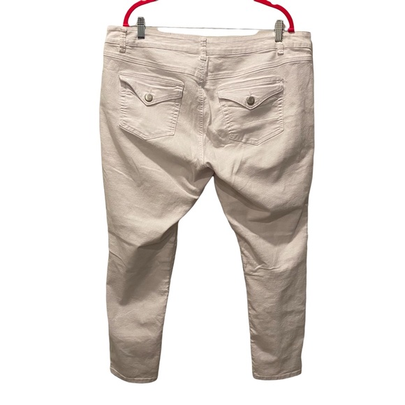 D jeans size 18W white skinny denim jeans. Excellent Used Condition - Picture 3 of 9